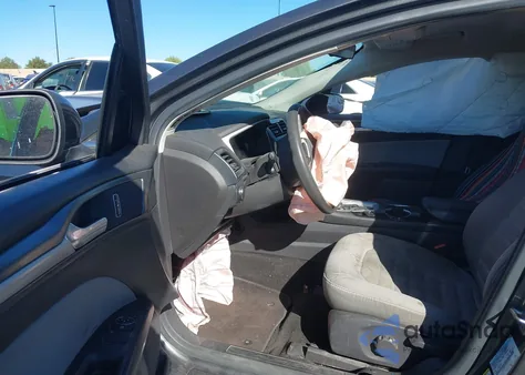 2015 Ford Fusion S from USA, damaged, VIN 3FA6P0G7XFR183348